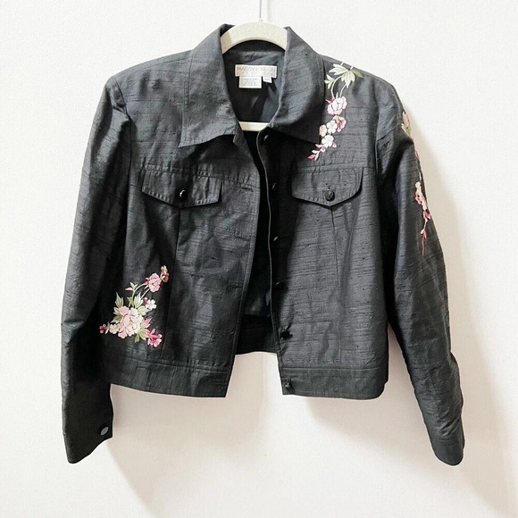 Vtg Y2K Maggy London Black 100% Silk Floral Embroidered Button Jacket Sz 10 Pet - Picture 2 of 11